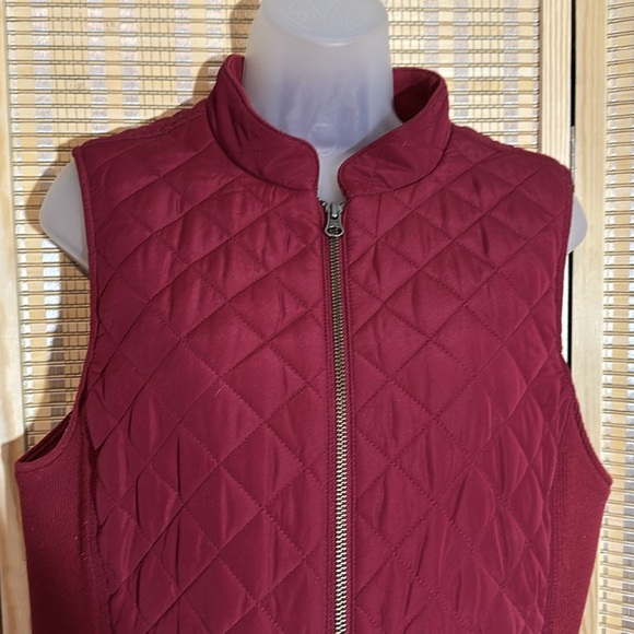 J. Jill Burgundy Red Zip Front Heavy Quilted Puffer Vest Button Pockets Medium - Picture 6 of 16